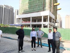 金耀街道主要领导实地查看辛堤头拆迁安置房分房工作筹备情况